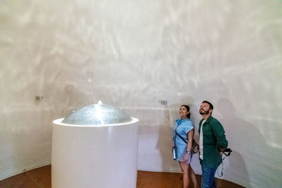 Barcelona: Casa Batlló Entry with Self-Audioguide Tour - The Gaudí Cube brings the visit to a dramatic close