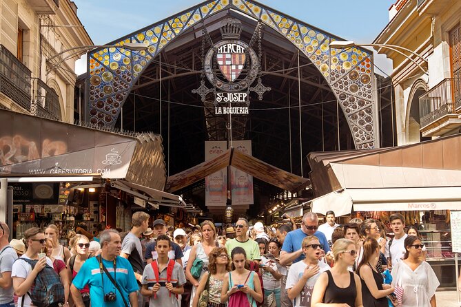 Barcelona Las Ramblas: City Walk with Audio Guide on your Phone - What the $8.98 price includes