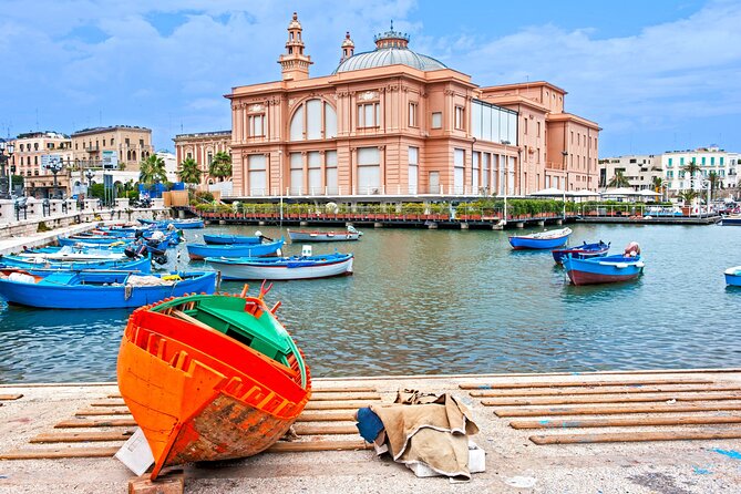Bari Scavenger Hunt and Highlights Self Guided Audio Tour - Basilica San Nicola and San Sabino