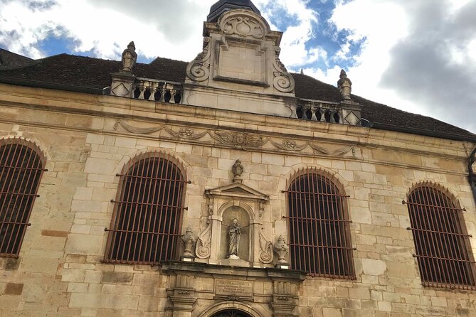 Beaune: A Self-Guided Audio Tour of Burgundy’s Wine Capital - Hôtel de Ville and the town’s civic story