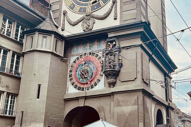 Beautiful Bern's Legends: A Self-Guided Audio Tour - Münsterplatz and the Cathedral’s Tall Spire