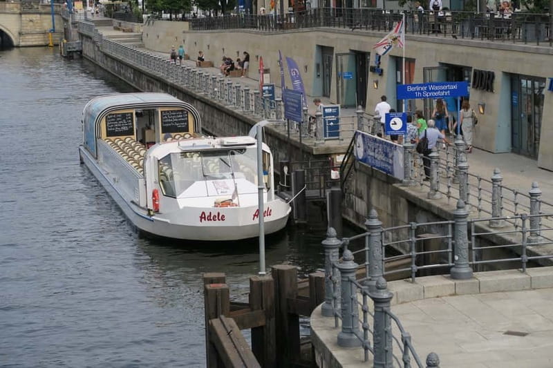 Berlin: Boat Sightseeing Cruise with Audioguide - Starting beside the DDR Museum