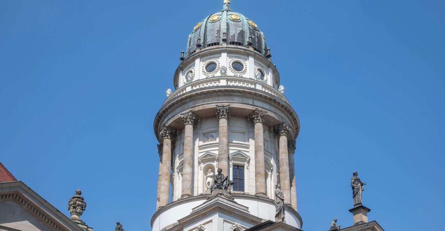 Berlin: Französischer Dom Viewing Platform with Audio Guide - Climbing the 254 steps