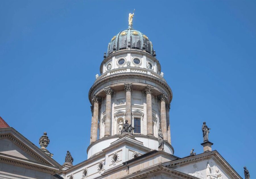 Berlin: Französischer Dom Viewing Platform with Audio Guide - Beginning at the ticket counter