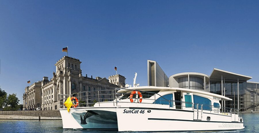 Berlin: Solar Powered Sunset Catamaran Cruise & Audio Guide - Audio guide expectations