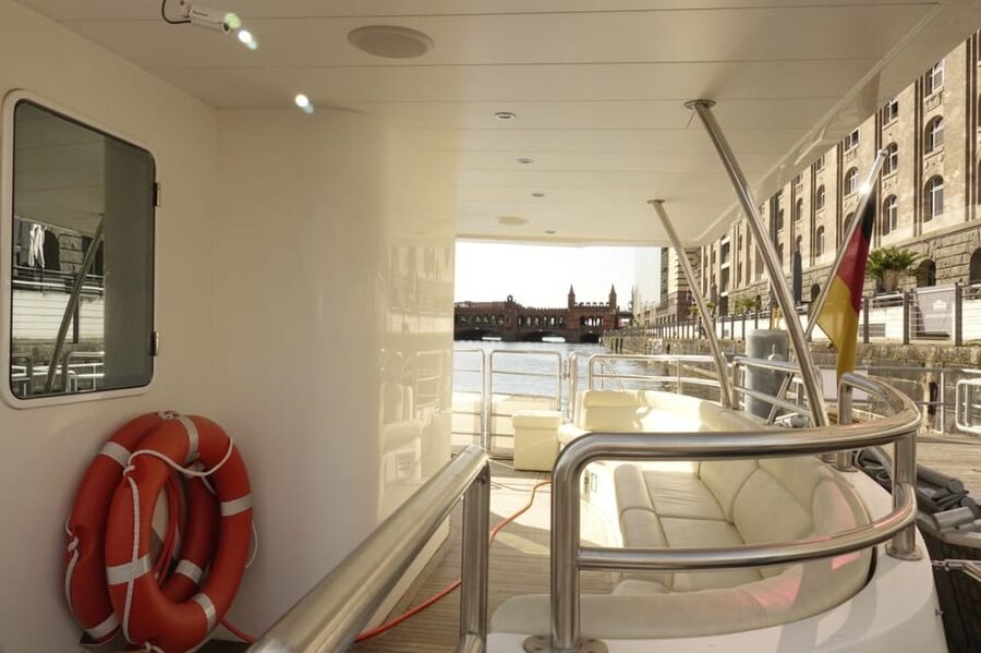 Berlin: Solar Powered Sunset Catamaran Cruise & Audio Guide - The government district and Berlin Central Station