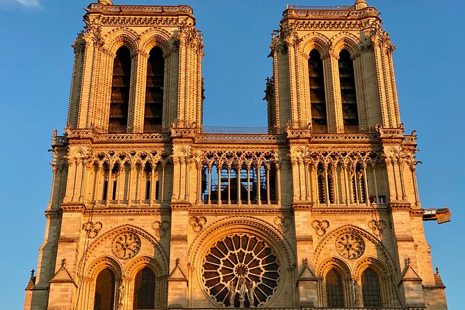 BEST OF PARIS : 3 smartphone audioguided tours - Le Marais: cafés, shopping, and layered identity