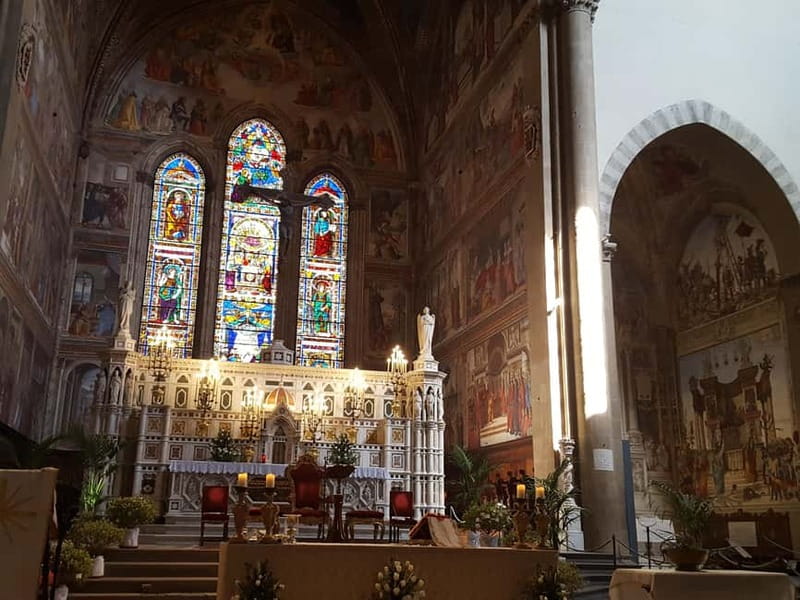 Best of Santa Maria Novella Basilica: No-Wait Audio Tour - Entering the basilica and reading the architecture