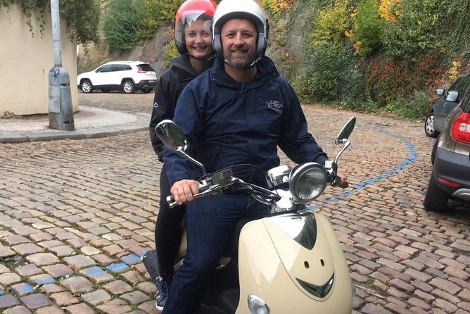 Big scooter tour of Prague, for two (audio guide) - Antonín Dvořák’s villa adds a musical pause