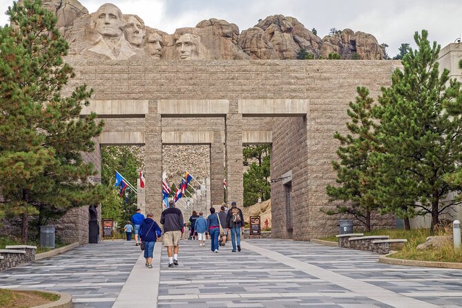 Black Hills Self Guided Driving Audio Tour - Who should book this driving tour?