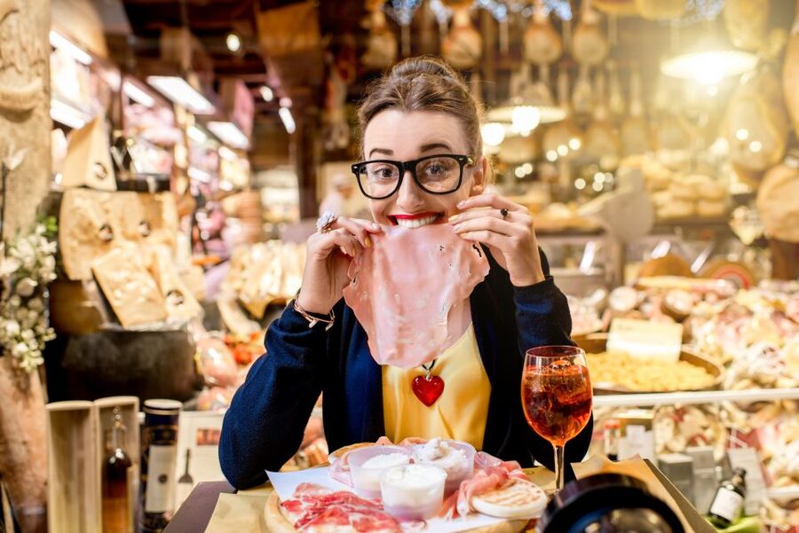 Bologna: Clock Tower Audio Guide and Food Tasting - The climb to Bologna’s rooftops