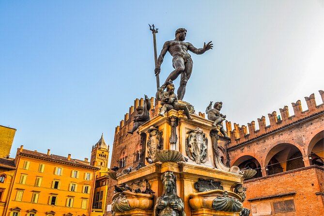 Bologna Scavenger Hunt and Highlights Self Guided Audio Tour - Piazza Minghetti brings a change of pace