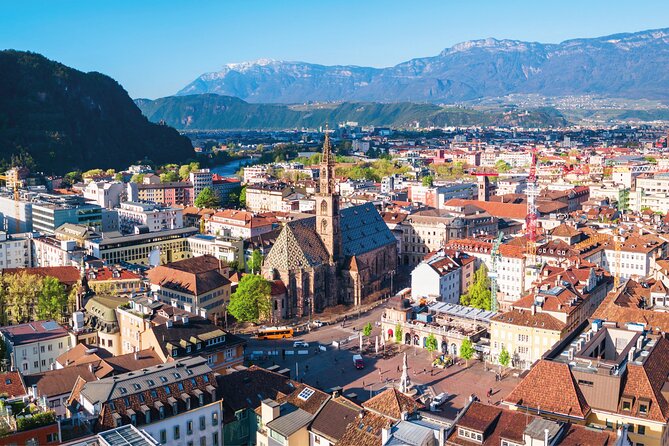 Bolzano Walking Tour with Audio and Written Guide by a Local - What this Bolzano self-guided tour does well