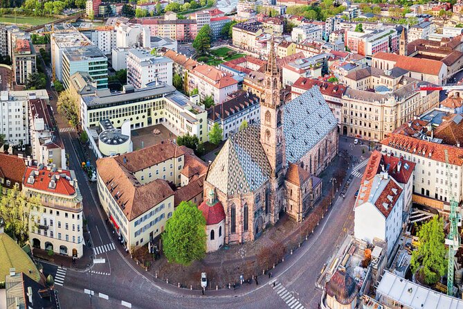 Bolzano Walking Tour with Audio and Written Guide by a Local - Via dei Portici, the city’s medieval commercial spine