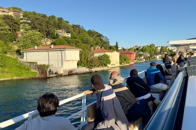Bosphorus Daytime or Sunset Sightseeing Cruise & Audio Guide - Beylerbeyi Palace and Maiden’s Tower