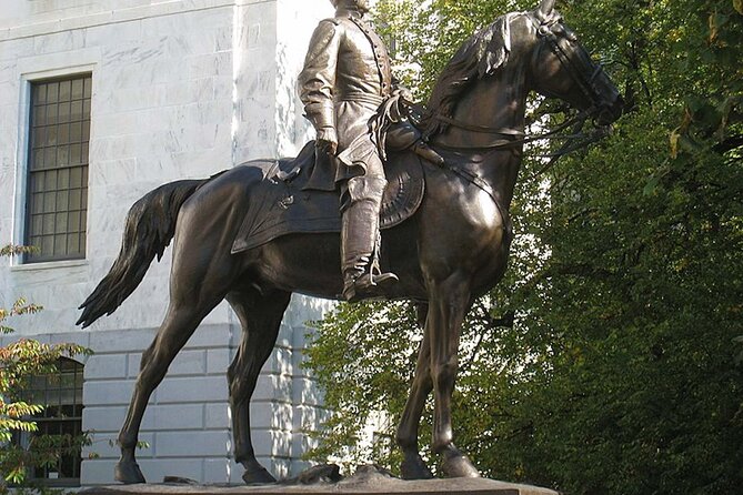 Boston Civil War and Abolition Movement: A Self-Guided Audio Tour - Boston’s Civil War story begins at Faneuil Hall