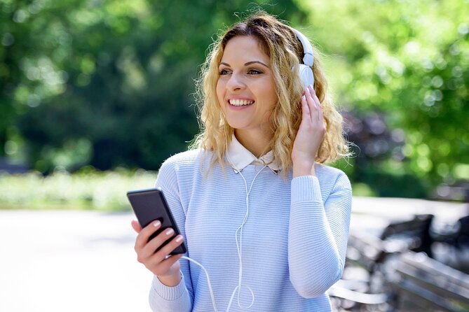 Boston Freedom Trail Self-Guided Tour with Audio Narration & Map - Boston Common sets the scene