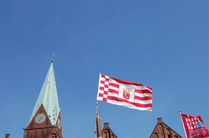 Bremen Scavenger Hunt and Highlights Self Guided Audio Tour - Schnoor Viertel and a pause worth taking