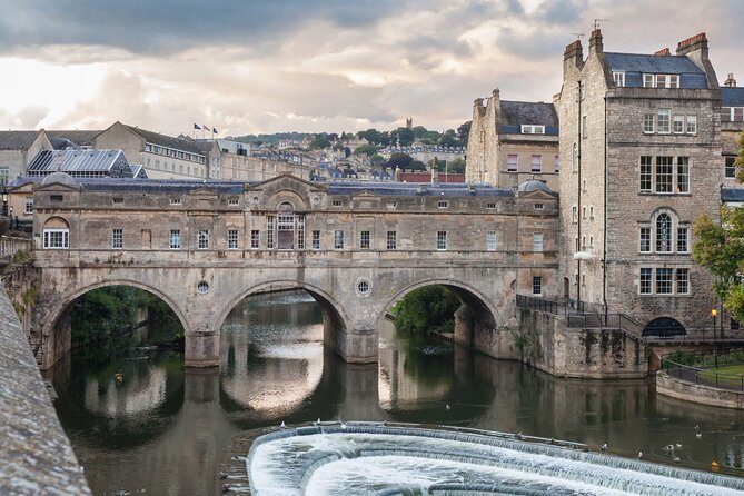 Bridgerton’s Filming Locations in Bath Audio Guide - Squares and Georgian street scenes