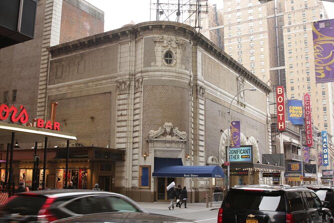 Broadway: A Self-Guided Audio Tour of the World's Iconic Theatre District - FDNY Engine 54 and a different side of Midtown