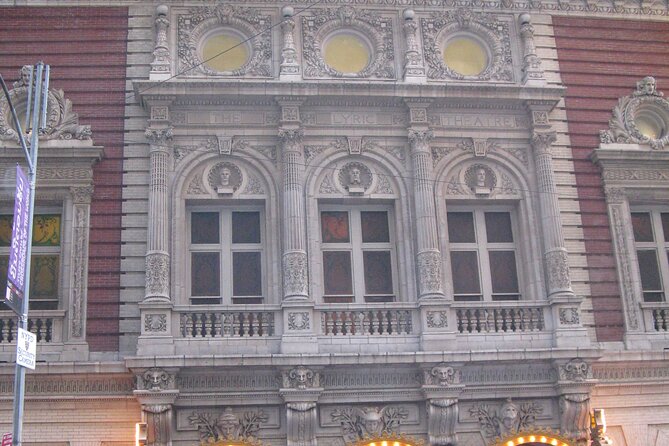 Broadway: A Self-Guided Audio Tour of the World's Iconic Theatre District - What the VoiceMap format means for you