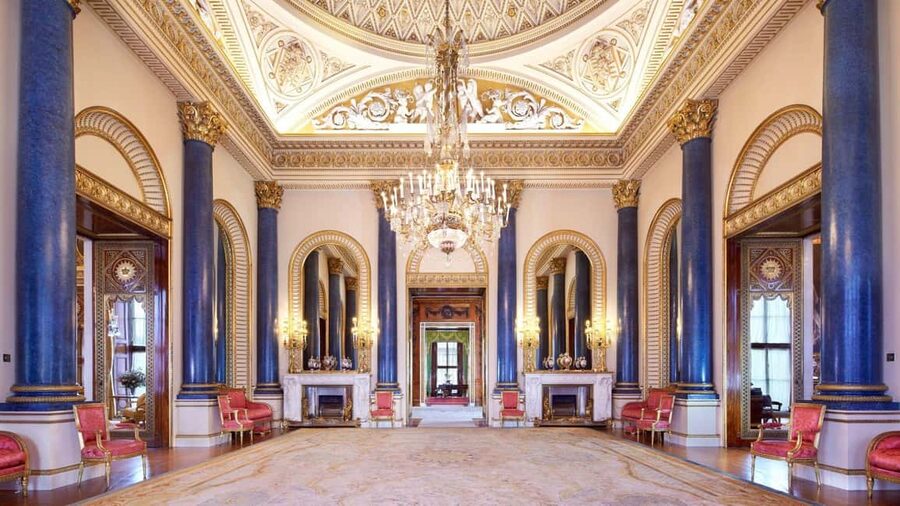 Buckingham Palace State Rooms Entry & Royal London Audio App - Continuing to royal London with the audio app