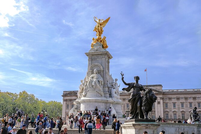 Buckingham Palace: Walking Tour with Entry & Audio Guide - St. James’s Palace and royal connections