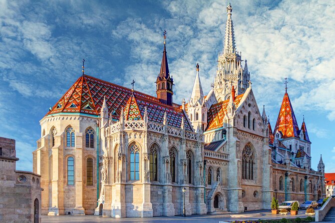 Buda Castle Walking Tour with Audioguide on Your Smartphone - Audio quality, maps, and phone preparation
