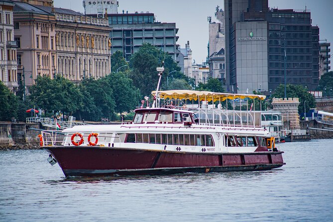 Budapest Audio Guide Cruise with Day, Sunset and Night Options - The audio guide needs preparation