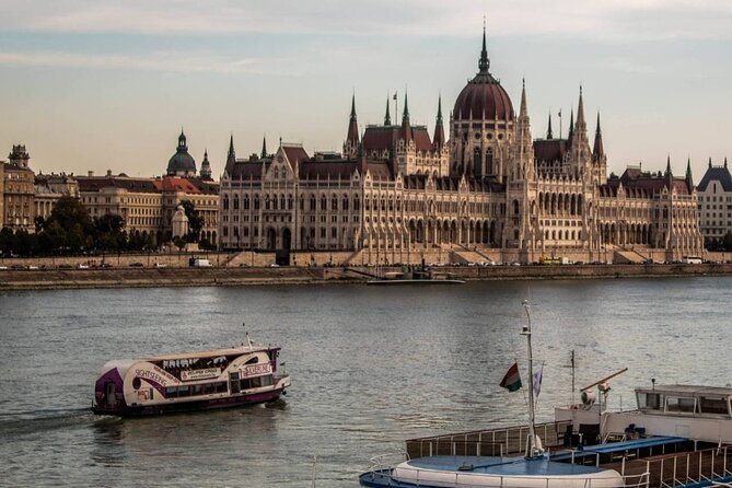 Budapest Audio Guide Cruise with Day, Sunset and Night Options - What you see along the river