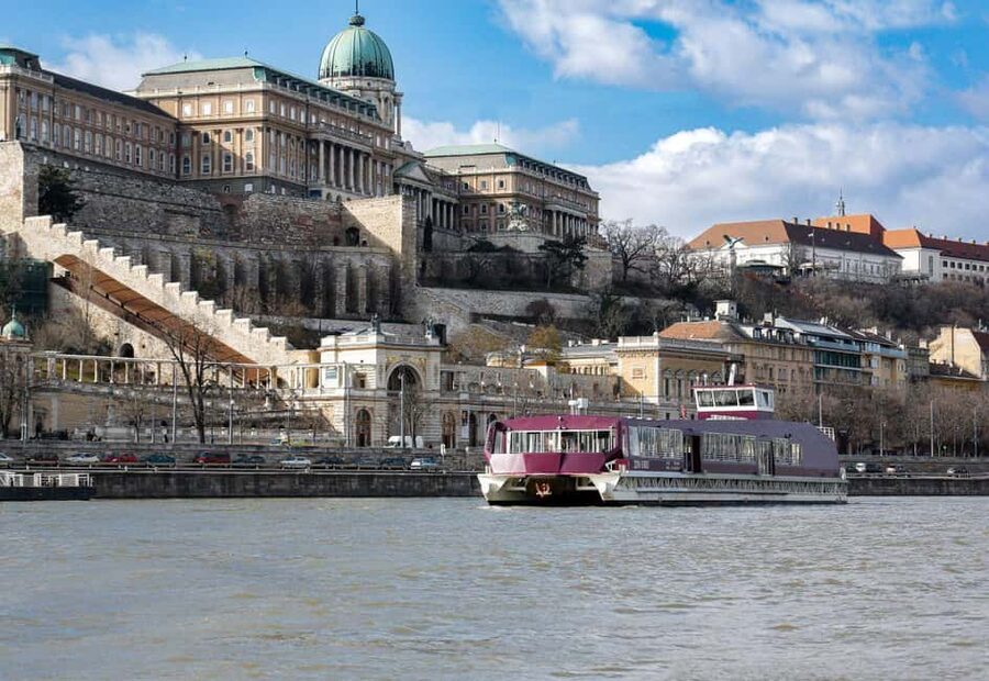 Budapest: Danube River Sightseeing Cruise with Audio Guide - Key Points Before You Book