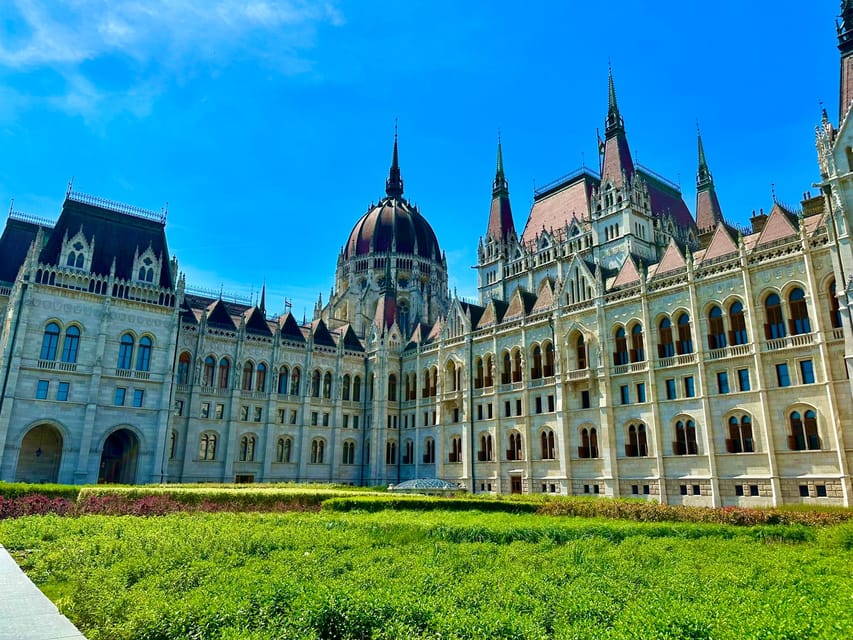Budapest: Parliament Building Entry Ticket and Audio Guide - Key points to know before booking