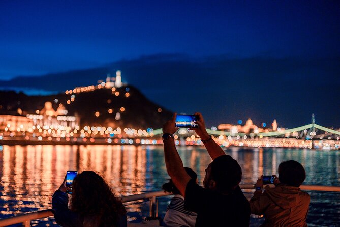 Budapest River Cruise with 1 Free Tokaj Frizzante and Audio Guide - Why Budapest looks better from the Danube