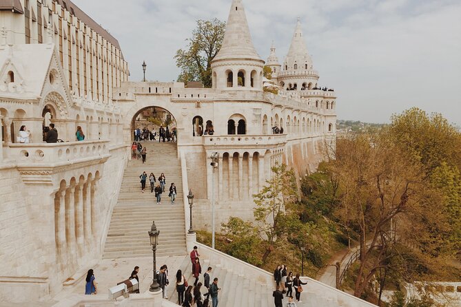 Budapest Scavenger Hunt and Highlights Self Guided Audio Tour - Crossing toward Buda and the Castle Garden