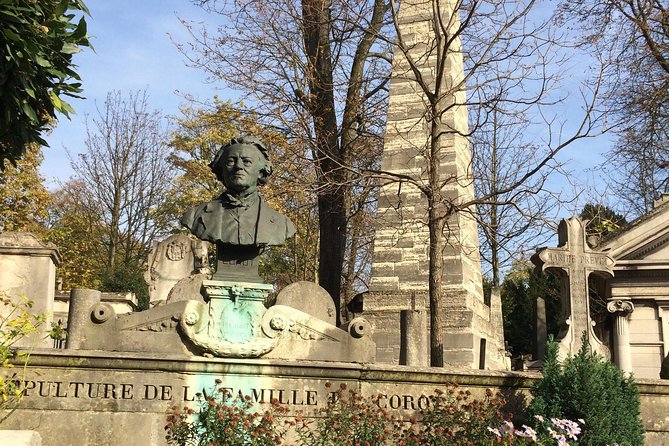 Bundle of Père Lachaise Cemetery: Self-Guided Audio Tours - The writers, musicians, and painters of Père Lachaise