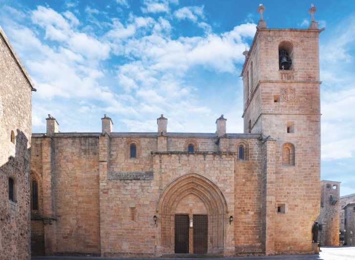 Cáceres: Concathedral of Santa Maria Ticket with Audio Guide - Key points to know before you go