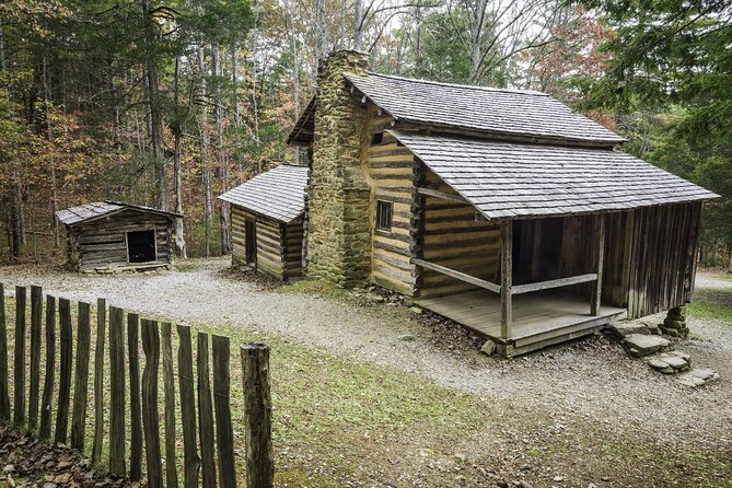 Cades Cove Sightseeing Self-Guided Driving Audio Tour - The grist mill gives the drive a working centerpiece
