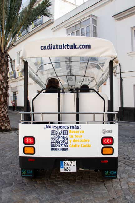Cádiz TukTuk Tour with Audioguide - Alameda Apodaca and Plaza de España
