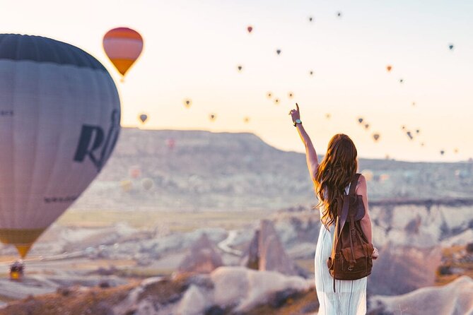 Cappadocia Sunrise Hot Air Balloon Watching Tour With Audio Guide - Pickup, van comfort, and the very early start