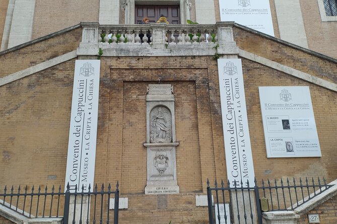 Capuchin Crypts Tour – Fast-Track, Guided or Audio - A serious sight with a lighter guide style