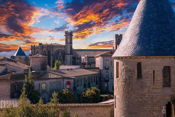 Carcassonne Walking Tour with Audioguide on Your Smartphone - Entering La Cité Médiévale