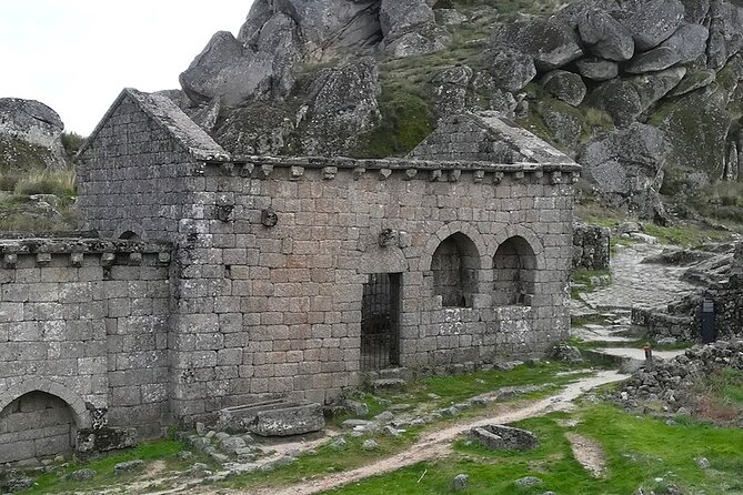 Castle of Monsanto: A Self-Guided Audio Tour of Portugal's Most Famous Site - Five things to know before you go