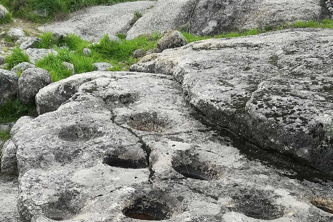 Castle of Monsanto: A Self-Guided Audio Tour of Portugal's Most Famous Site - Starting at Taverna Lusitana