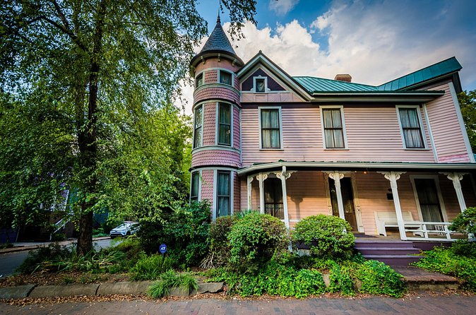 Charlotte Ghost Walking Tour - Smartphone guided audio/gps Tour at your own pace - Fire, Restaurants, and the Stories Between Them