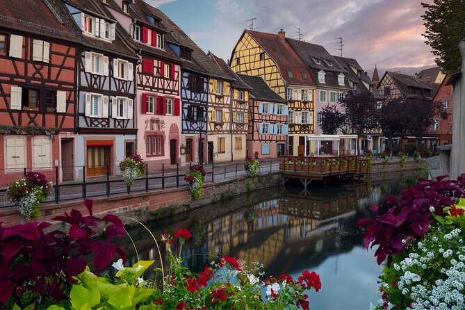 Colmar Scavenger Hunt and Highlights Self Guided Audio Tour - Ancienne Douane and central old-town sights