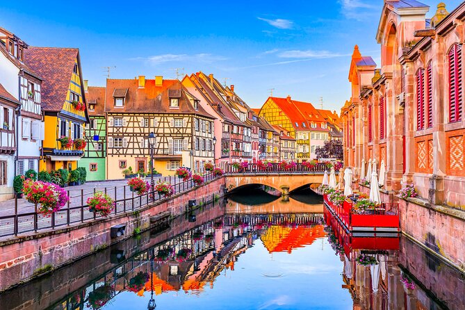 Colmar Walking Tour with Audioguide on Your Smartphone - Colmar’s old streets and the first landmarks