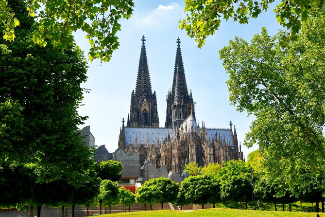 Cologne Scavenger Hunt and Highlights Self Guided Audio Tour - Stop 7: Heumarkt