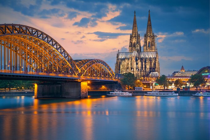 Cologne Scavenger Hunt and Highlights Self Guided Audio Tour - Stop 1: Cologne Cathedral