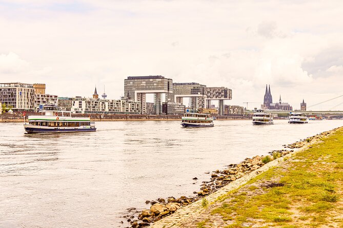 Cologne skyline tour with audio guide 90 minutes - Key points to know before boarding