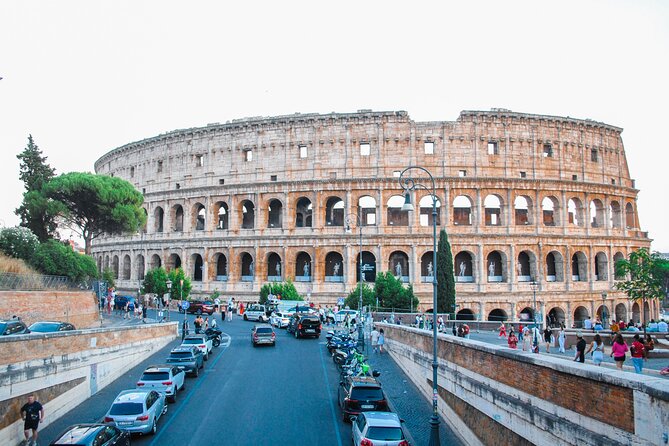 Colosseum Hosted Entry + Audio Guide & Pro Photoshoot (Arena Opt) - Palatine Hill and the birthplace of Rome